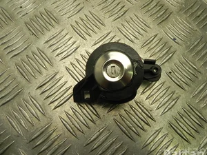 Jaguar Q68BA XF (X250) 2008 Serrure de porte