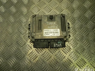 Ford C1B1-12A650-EK / C1B112A650EK FIESTA VI 2014 Unité de contrôle moteur - Image 1