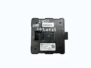 Mercedes-Benz Trucks A0014460927, A0014461327, A0014461127, A0014461927, A0014461727, A0014460727, 1035050064 ACTROS MP4 / MP5 2020 Steuergerät CGW