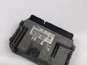 Toyota 89661-0H420; 0261S10409 / 896610H420, 0261S10409 AYGO (_B4_) 2015 Unidad de control del motor