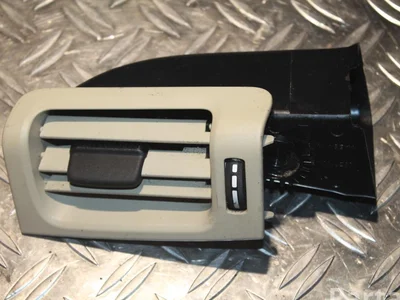 Volvo 30671770 XC60 2010 Ventilation arrière - Image 1