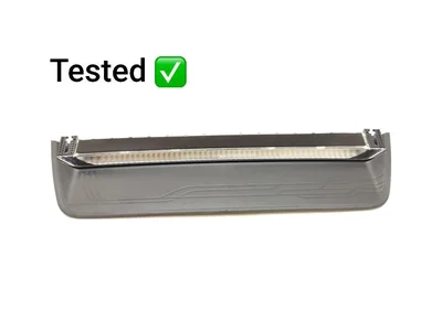 Porsche 9J1945087E Taycan 2023 Feu de freinage - Image 1