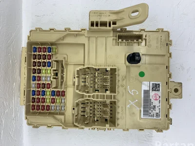 Kia 91951, 91951-J7590 / 91951, 91951J7590 CEE'D (CD) 2020 Boîte à fusibles - Image 1