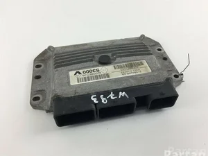 Renault 8200387138; 8200321263 / 8200387138, 8200321263 MEGANE II (BM0/1_, CM0/1_) 2006 Unité de contrôle moteur