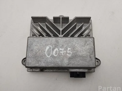 Porsche 99164555700 CAYENNE (92A) 2011 Amplificateur audio - Image 1