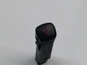 Volvo 4970 V40 Hatchback 2017 Éclairage d'urgence / interrupteur de danger