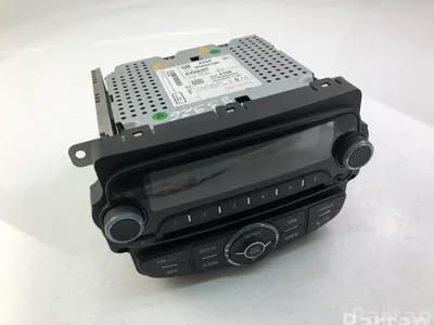 Chevrolet 95494106 AVEO Hatchback (T300) 2014 Radio / lecteur CD - Image 1
