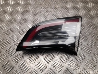 Tesla 1077402 MODEL 3 2021 Задние фонари справа - Изображение 1