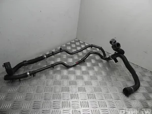 Jaguar J9D3-8D118-AC / J9D38D118AC I-PACE 2019 Tuyau de radiateur