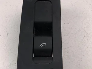 Volvo 31456060 XC40 2021 Bouton de lève-vitre Right Rear