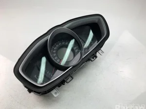 Volvo 31453102 V40 Hatchback 2018 Tablero de instrumentos