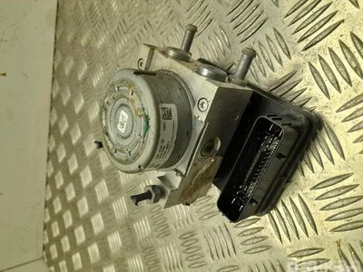 Ford GG98-2C555-AD / GG982C555AD MONDEO V Saloon 2019 Unité de commande hydraulique ABS - Image 1