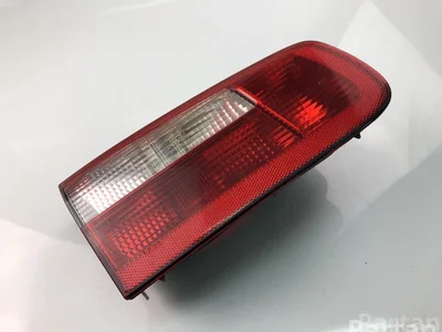 Renault 8200002473 LAGUNA II (BG0/1_) 2005 Feu arrière - Image 1