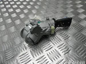 Toyota 45020-0D05, 89782-02010 / 450200D05, 8978202010 YARIS (_P13_) 2016 cylindre de serrure pour allumage