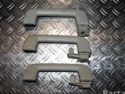 Volvo 13550 XC70 II 2009 Poignée de toit - Image 1