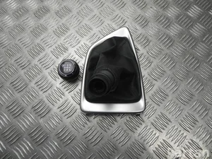 Toyota 58843-02480, 105864A0 / 5884302480, 105864A0 COROLLA sedanas (_E18_, ZRE17_) 2014 Pavarų svirties apvalkalas