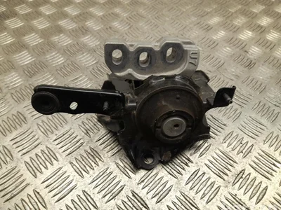 Toyota Yaris Cross XP210 2022 Engine Mounting - Image 1