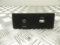 Ford CM5T-044K62-AA / CM5T044K62AA FOCUS III 2012 Périphérique d'entrée