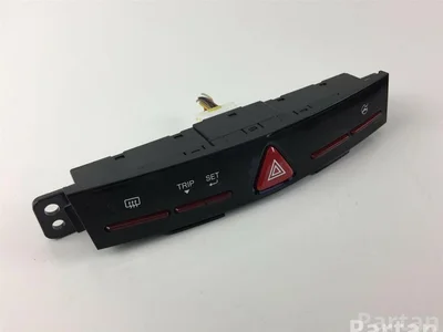 Ssangyong 85200-35002 / 8520035002 TIVOLI 2017 Éclairage d'urgence / interrupteur de danger - Image 1