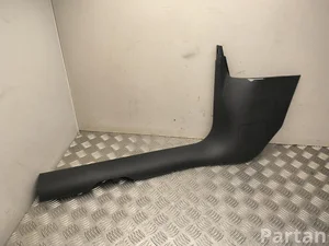 Audi 8MC867271 Q5 GUB 2025 Wewnętrzny próg drzwiowy z lewej z przodu