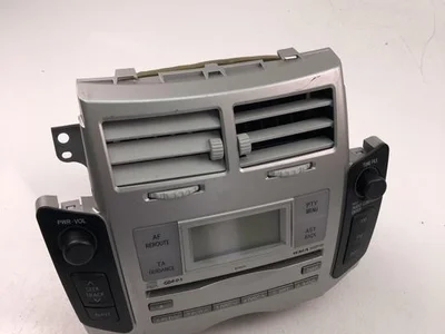 Toyota 86120-0D210 / 861200D210 YARIS (_P9_) 2008 CD-Radio - Bild 1
