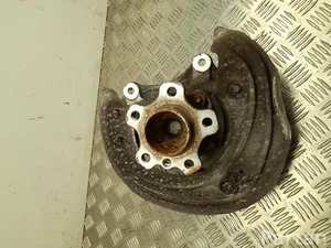 BMW 621654 3 (G21) 2022 Obudowa łożyska koła z przodu z lewej