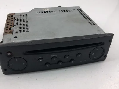 Renault 8200057683 CLIO III (BR0/1, CR0/1) 2006 Radio / lecteur CD - Image 1