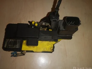 Volvo 8650555 V70 II (SW) 2003 Cerradura de puerta Right Front