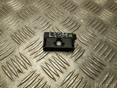 Tesla 1504703-00-C / 150470300C Model Y 2022 Lumière intérieure - Image 1