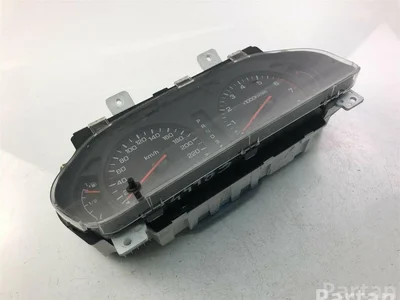 Mitsubishi MR390605 SPACE WAGON (N9_W, N8_W) 2002 Tableau de bord - Image 1