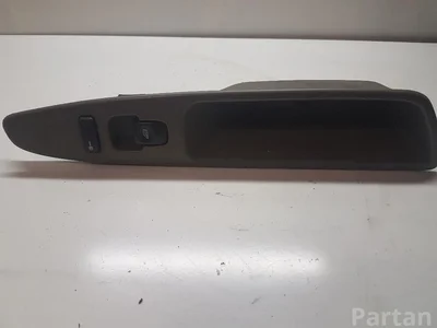 Volvo 30638705 V40 Estate (VW) 2004 Bouton de lève-vitre - Image 1