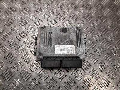 Ford CV61-12A650-ABH, CV6A-12B684-BB, CU5T-14F262-DA / CV6112A650ABH, CV6A12B684BB, CU5T14F262DA FOCUS III 2012 Unité de contrôle moteur - Image 1