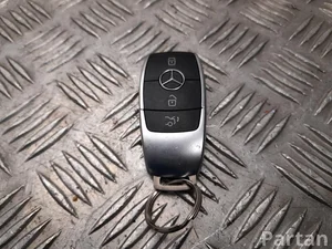 Mercedes-Benz A 177 905 55 04 / A1779055504 A-CLASS V177 2020 Schlüssel