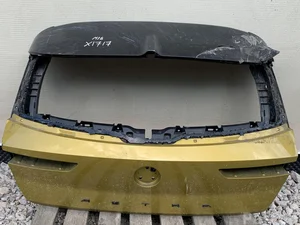 Opel Astra L Hatchback 2023 Couvercle de coffre