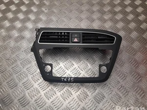 Hyundai 84740-C8AC0 / 84740C8AC0 i20 (GB) 2018 Cadre