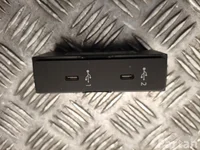 Audi 83A 035 736 A / 83A035736A Q3 (F3B) 2025 Įvesties įrenginys USB