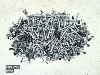 Mercedes-Benz EQS (V297) 2022 Bolzen Satz - Bild 1