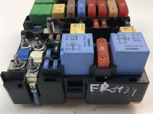 Citroën 9804848580 C4 Grand Picasso I (UA_) 2011 Boîte à fusibles