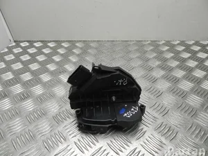 Ford AM5A-U21813-AB / AM5AU21813AB C-MAX II (DXA/CB7, DXA/CEU) 2011 Serrure de porte Left Front