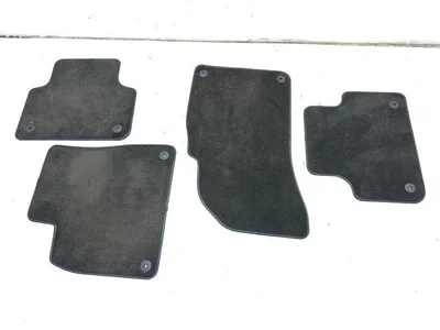 Bentley 36B863011, 36B863011F BENTAYGA 2017 Ensemble de tapis de sol - Image 1