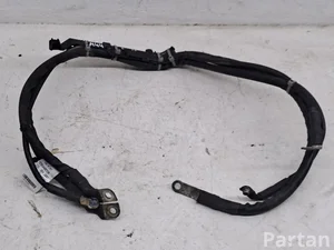 Mercedes-Benz A2054402336 C-CLASS (W205) 2015 Akumuliatoriaus laidai