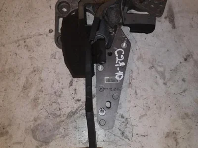 Volvo 30643745 S80 II (AS) 2007 Pedał hamulca - Zdjęcie 1