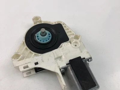 Audi 8K0959811A A4 (8K2, B8) 2013 Window lifter motor - Image 1