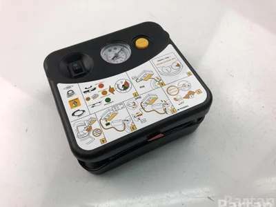 Renault 995651049R ZOE (BFM_) 2014 Compresseur - Image 1