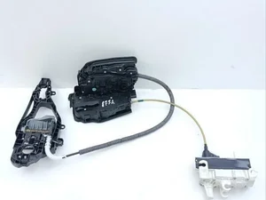 BMW 7477706, 747770602, 51227477706, 736845209 7 (G11, G12) 2018 Door Lock Right Rear