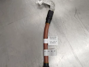 BMW 5A5E8B3 1 (F70) 2025 Câbles de batterie