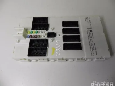 BMW 9325653 3 (F30, F80) 2013 Unité de commande centrale pour système de confort - Image 1