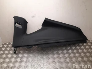 Tesla P1935484-60-E, 1938794-00 / P193548460E, 193879400 Model Y 2025 Cubierta, Soporte -C (al lado de puertas traseras) right side