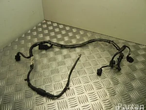 Volkswagen 3AA 971 230 T / 3AA971230T PASSAT Variant (365) 2012 Fils du compartiment moteur