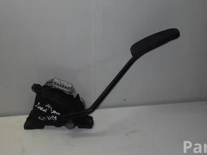 Volvo 30683521 XC90 I 2007 Akseleratoriaus pedalas